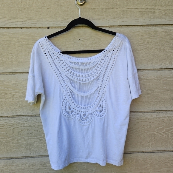 Club Monaco white cotton crochet-back tee size large - Picture 2 of 4